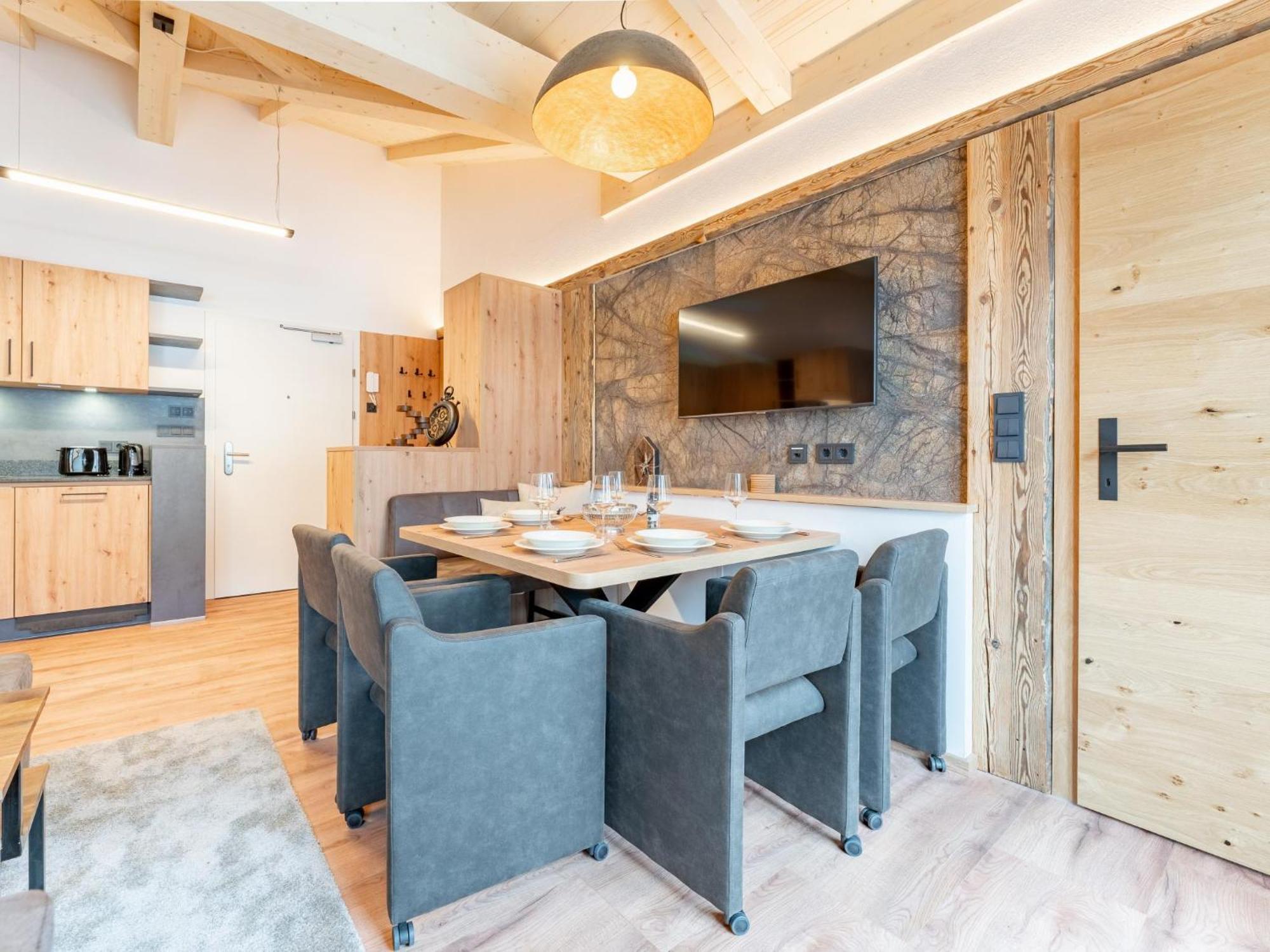 Falken Suites Top 7 Kaprun Εξωτερικό φωτογραφία